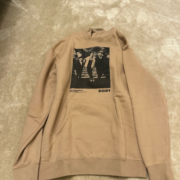 Jonas brothers merch hoodie - Picture 2 of 3